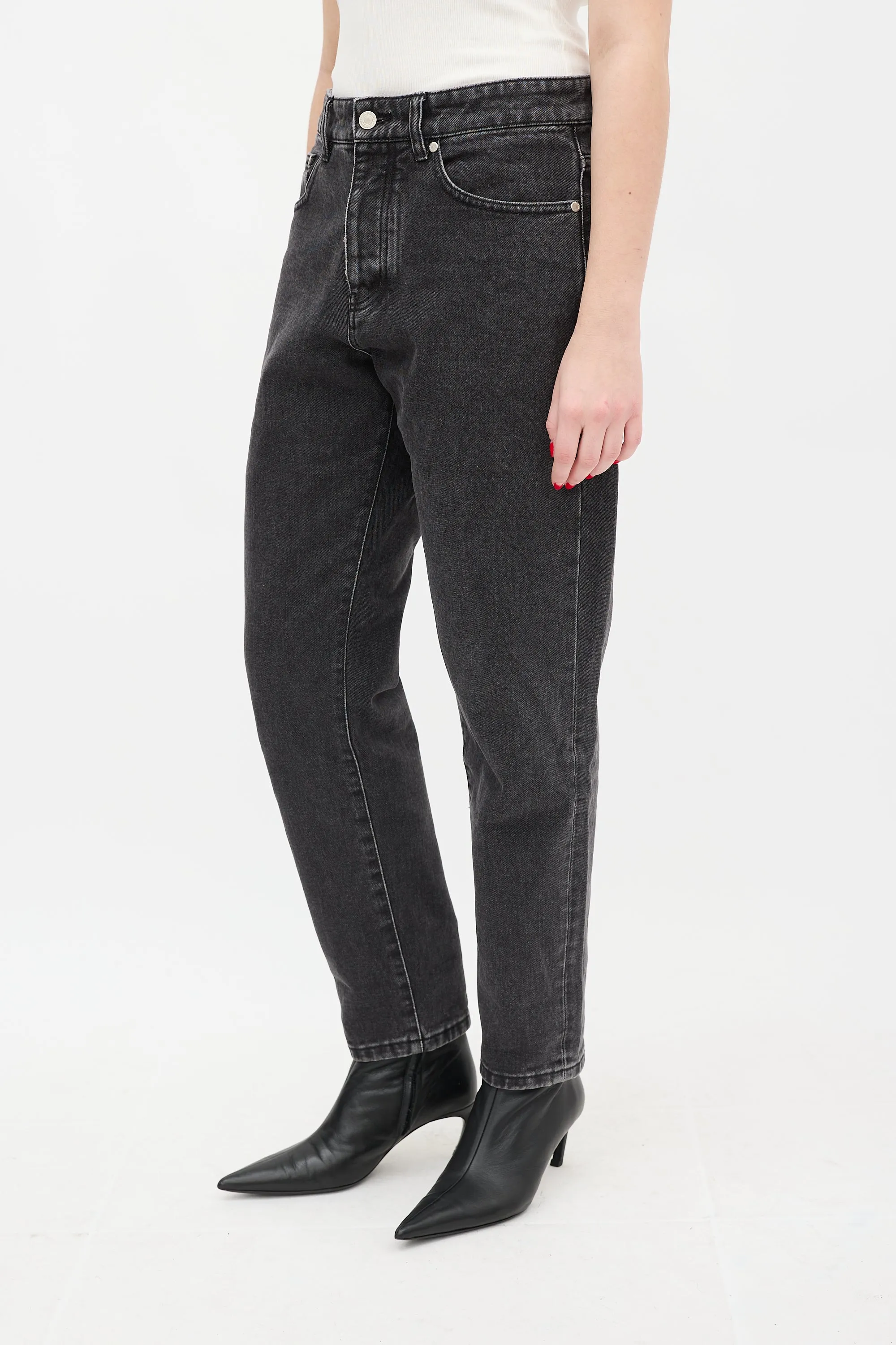 Black Tapered Fit Jeans