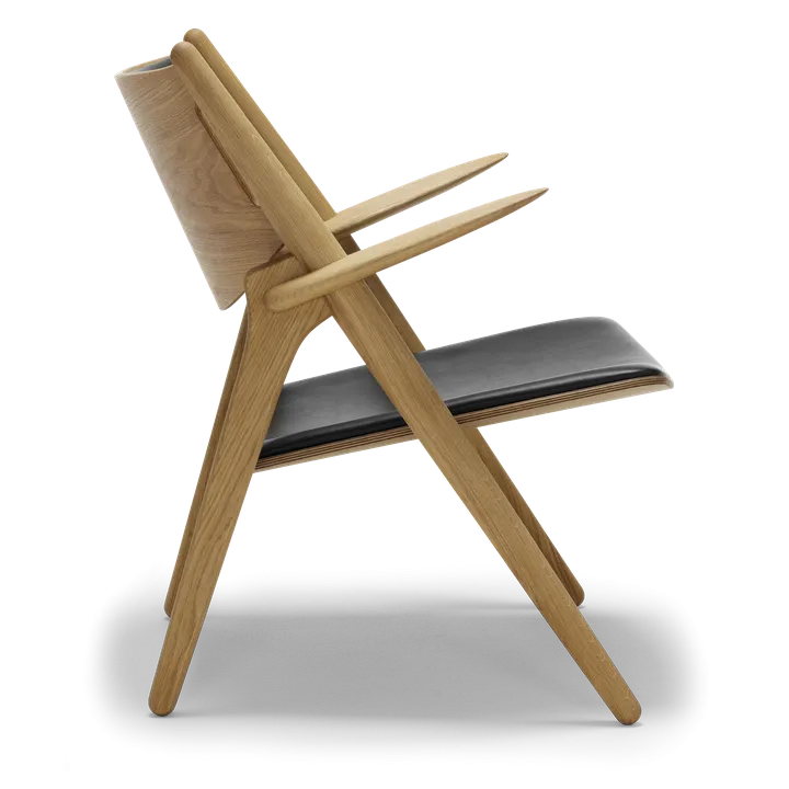 CH28P Lounge Chair