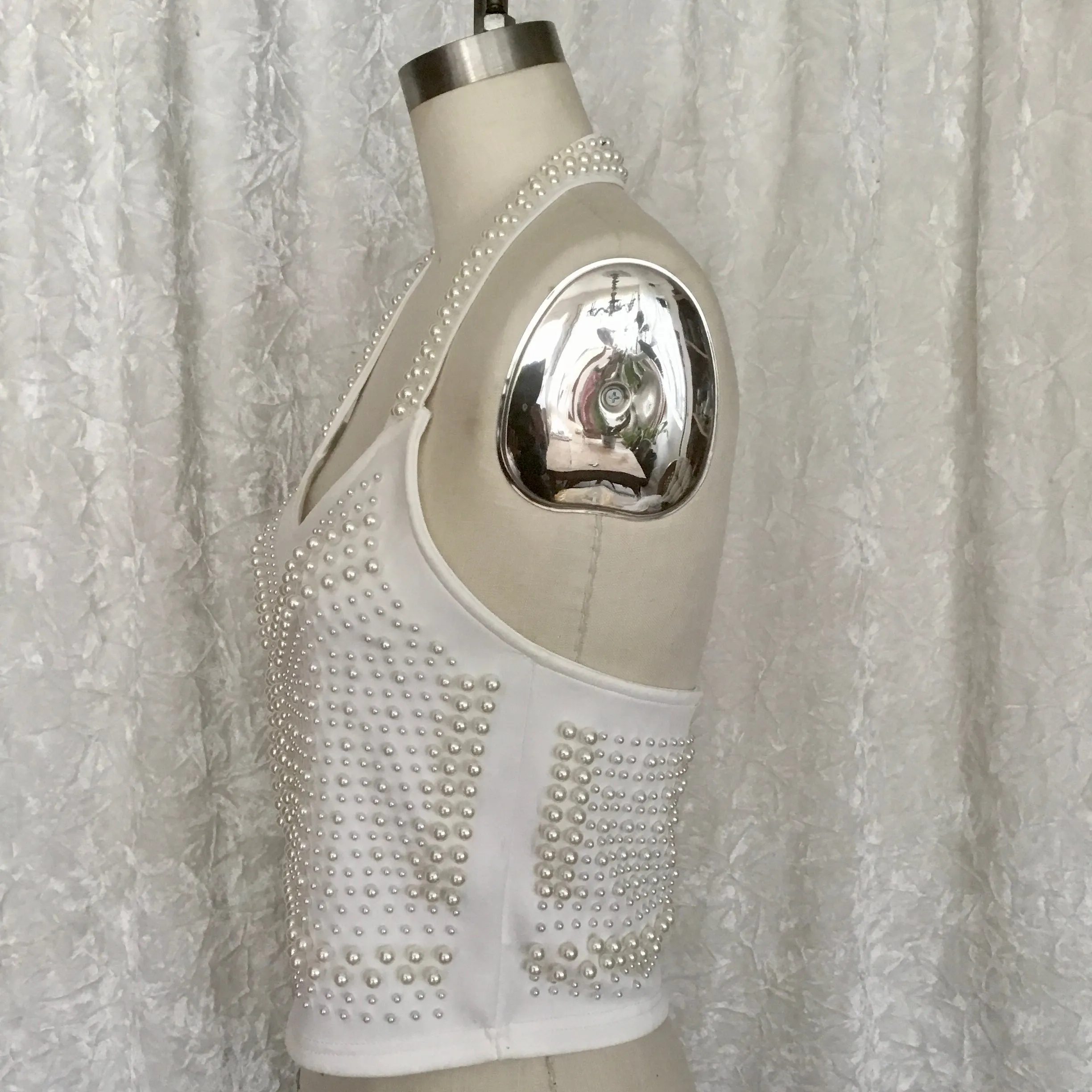 Pearl Halter Top - Perlas